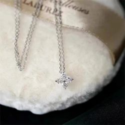 Four Leaf D0.40CT Moissanite Pendant Solid 925 Sterling Silver