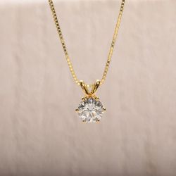 Moissanite Diamond 18K алтаар бүрсэн зүүлт