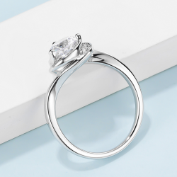 Heart Ring S925 Sterling silver Moissanite diamond