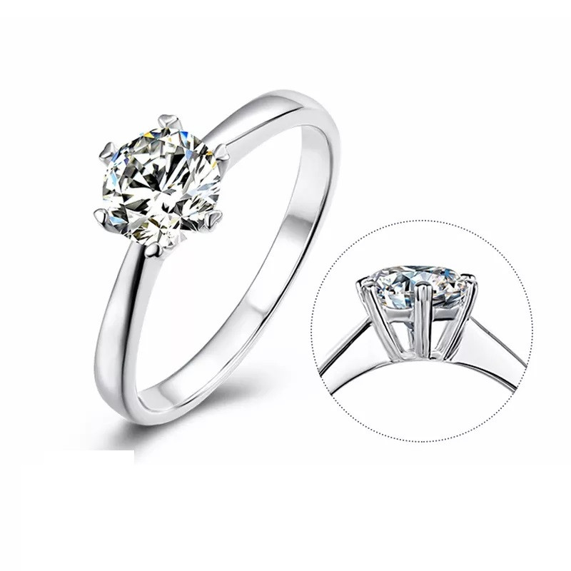 Heart shaped 6 claws 1 ct Moissanite Wedding Ring